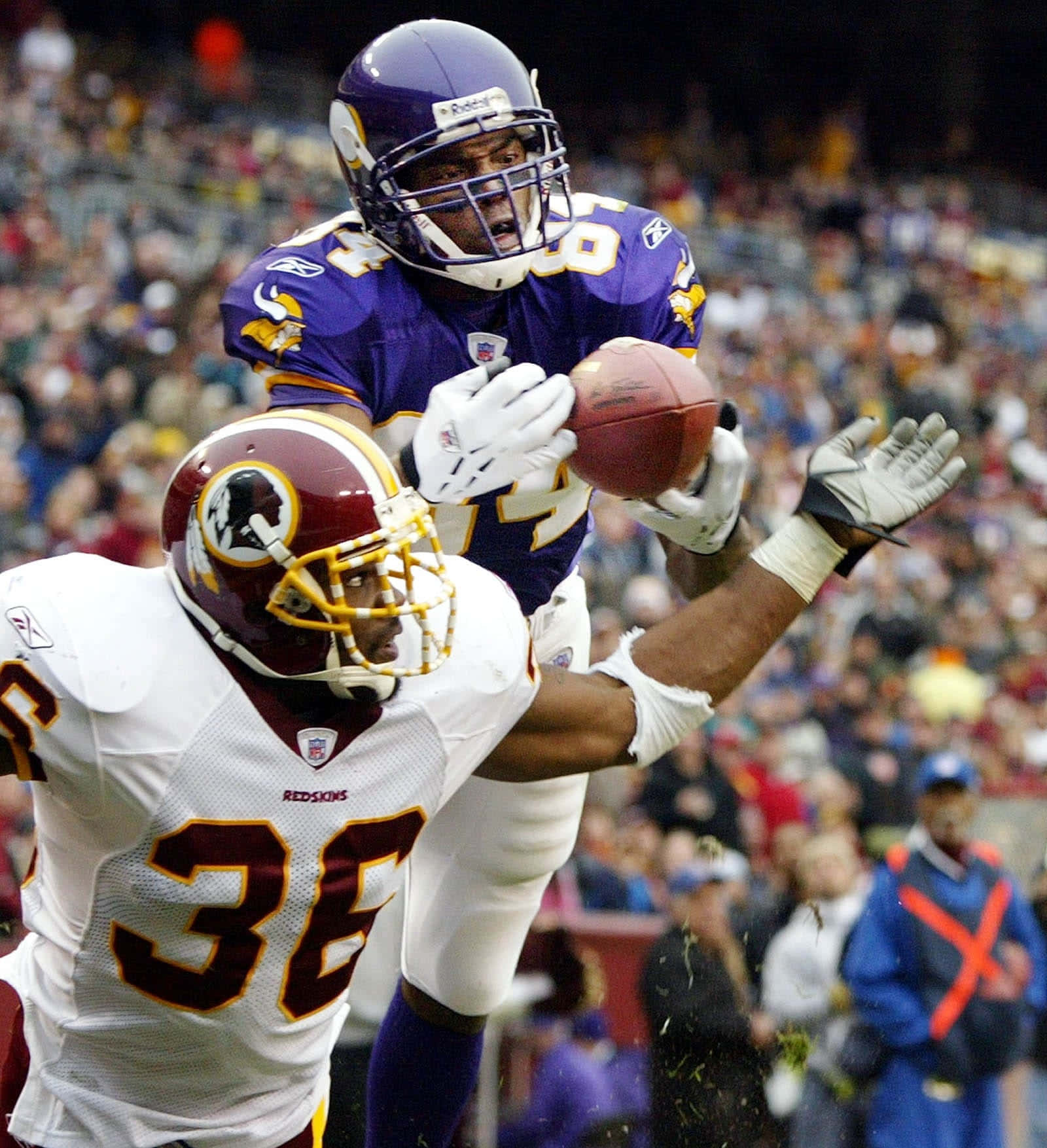 Randy Moss Catch Against Redskins Wallpaper