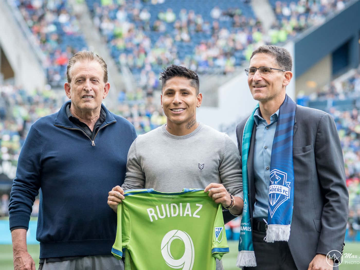 Raul Ruidiaz, Adrian Hanauer And Joe Roth Wallpaper