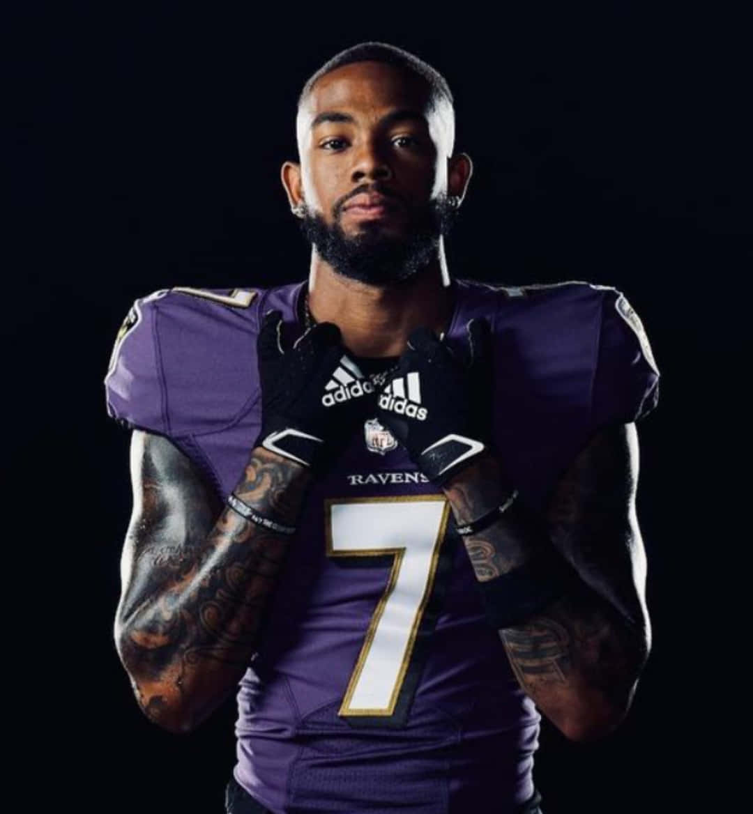 Ravens Player Portrait Rashod Bateman Wallpaper