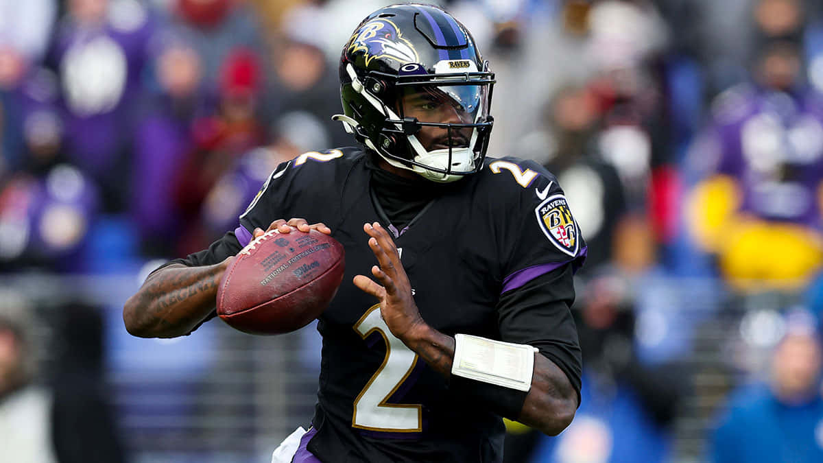 Ravens Quarterback Action Shot Wallpaper