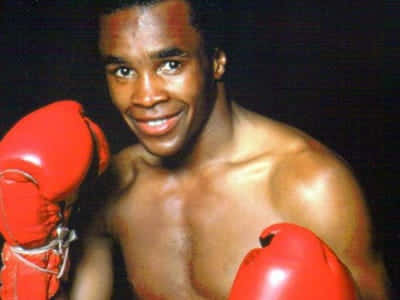 Ray Leonard With Black Backdrop Desktop Wallpaper