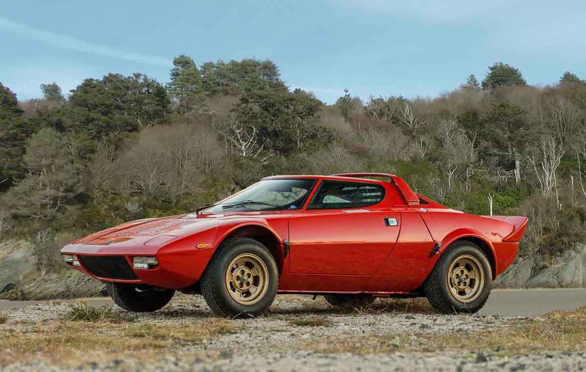 Red Lancia Stratos Classic Sports Car Wallpaper