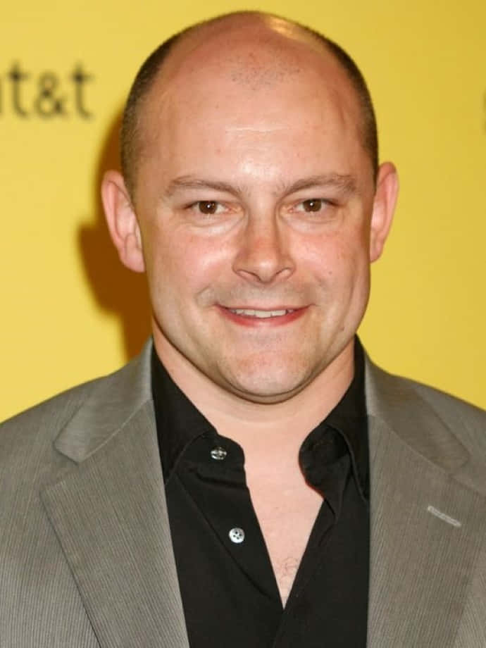 Rob Corddry Looking Sharp Wallpaper