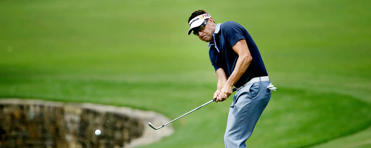 Robert Allenby Right Swing Wallpaper