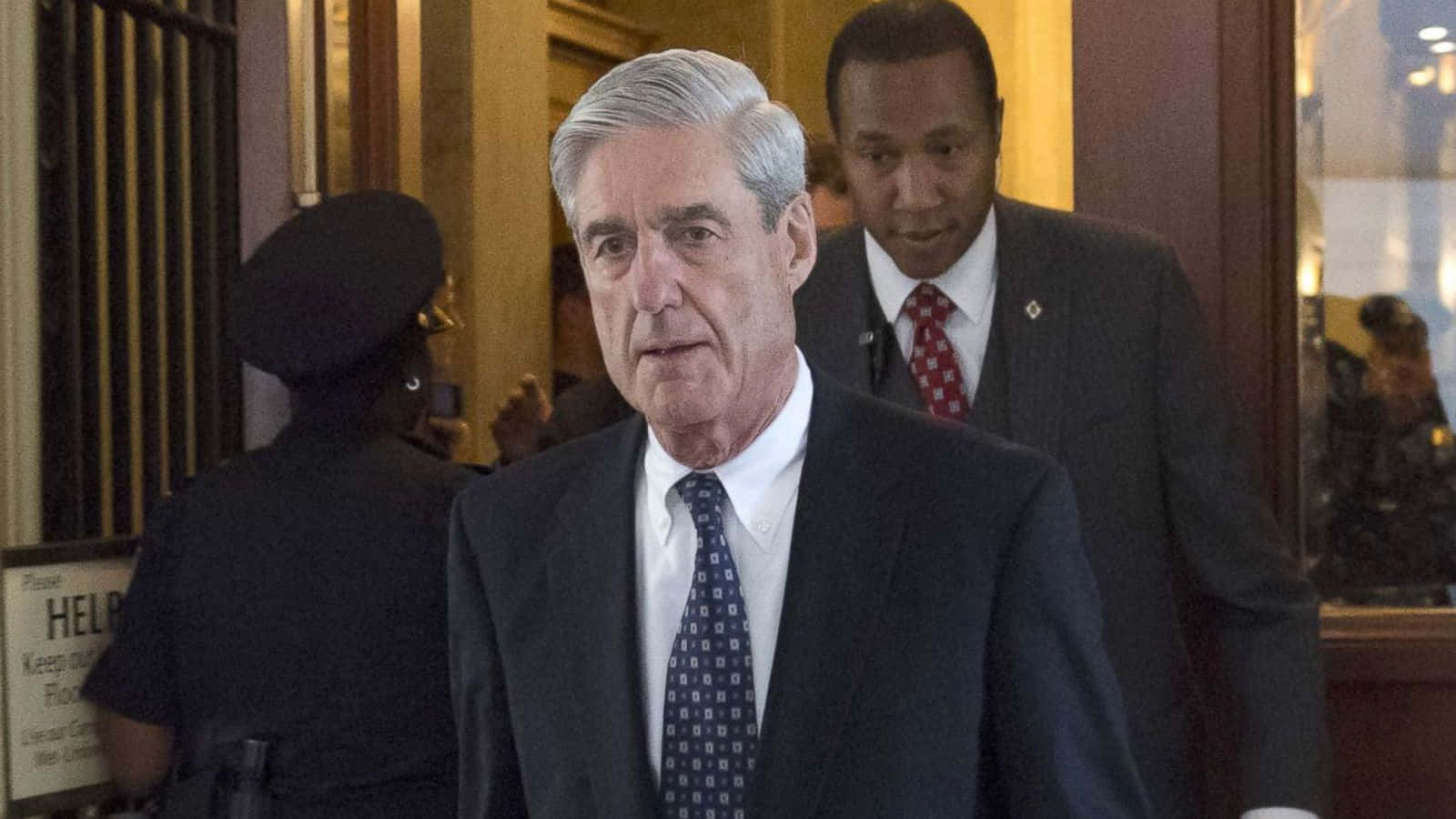 Robert Mueller Leaving Meeting Wallpaper