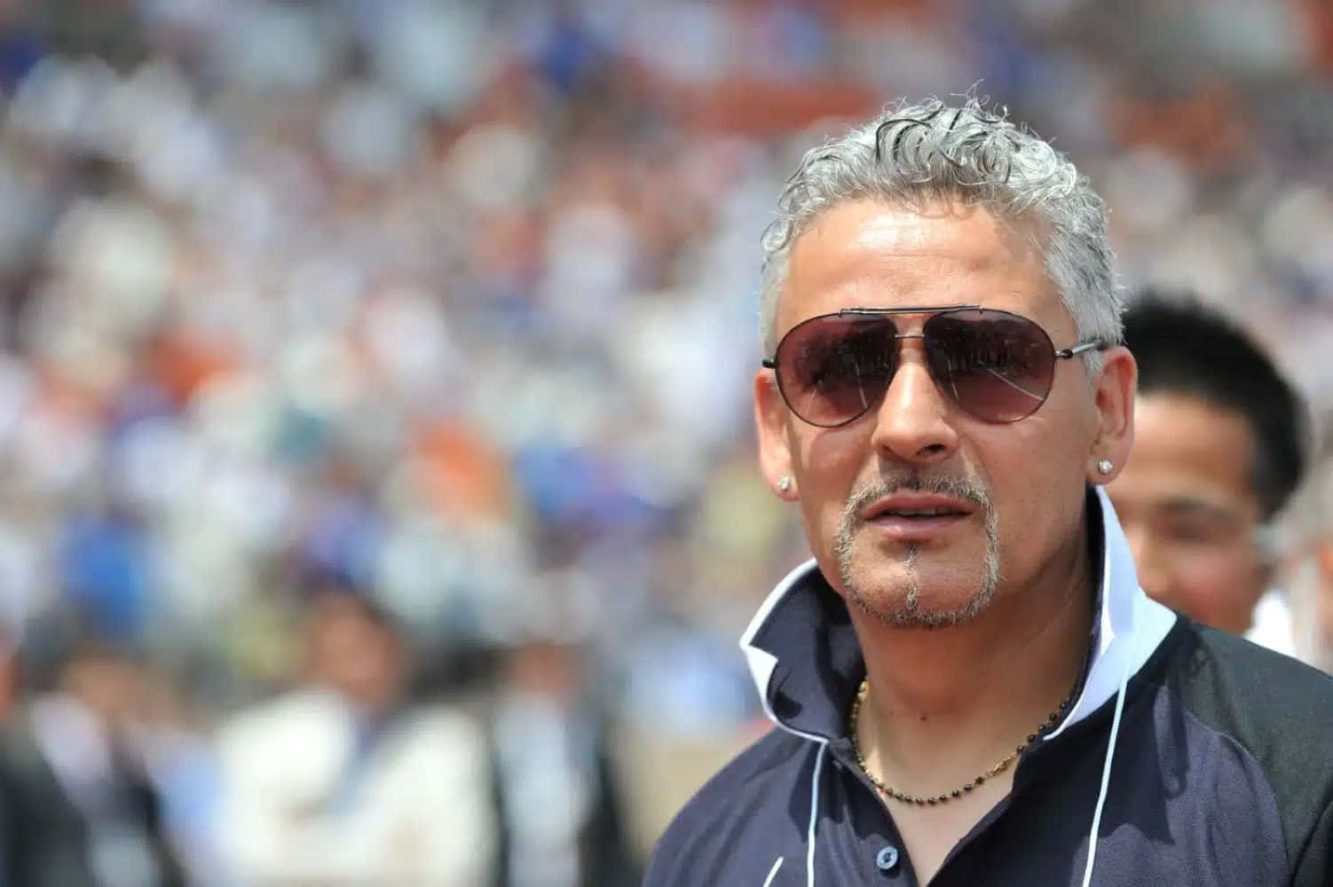 Roberto Baggio Sporting Event Sunglasses Wallpaper