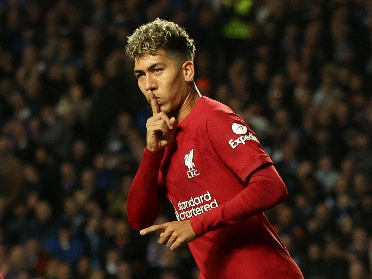 Roberto Firmino Keep Quiet Wallpaper