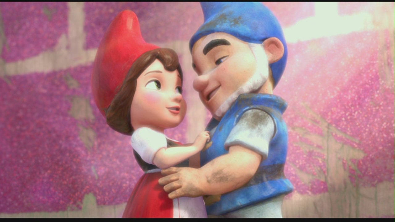 Romantic Gnomeo And Juliet Together Wallpaper