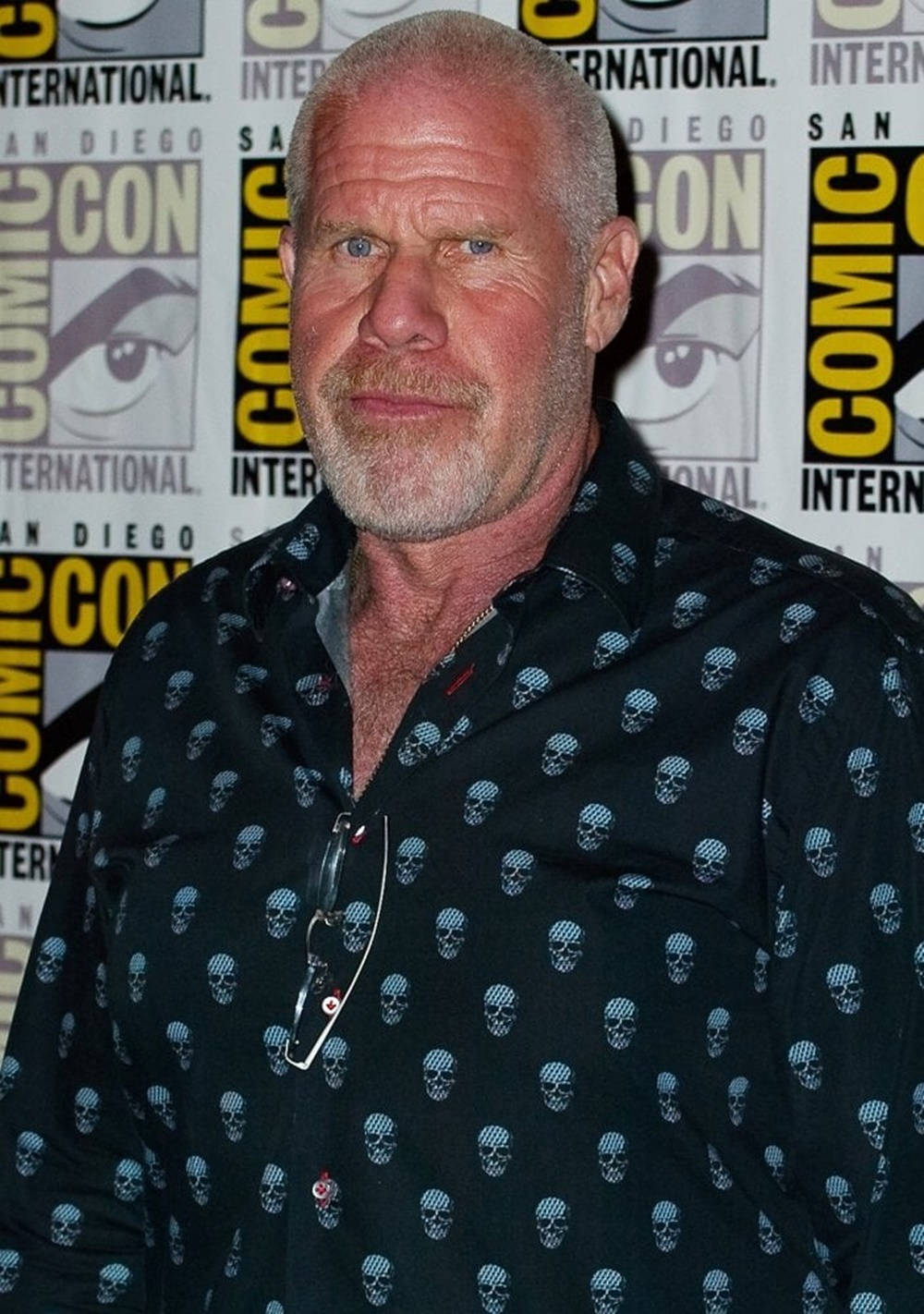 Ron Perlman In Skull-print Polo Wallpaper