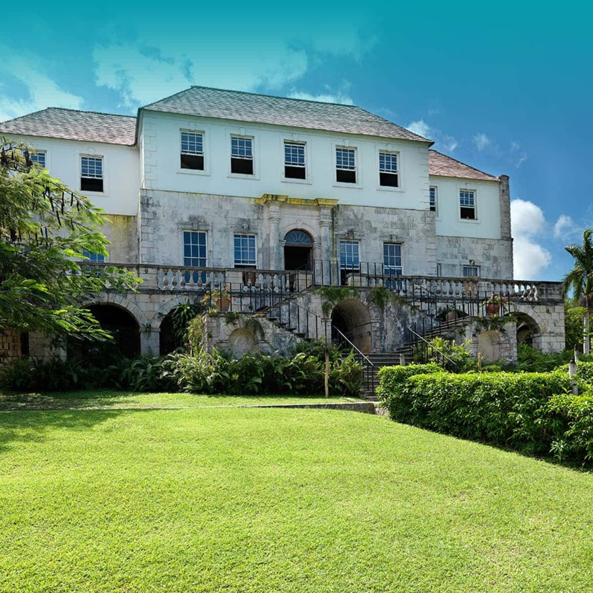 Rose Hall Great House Grass Lawn Wallpaper