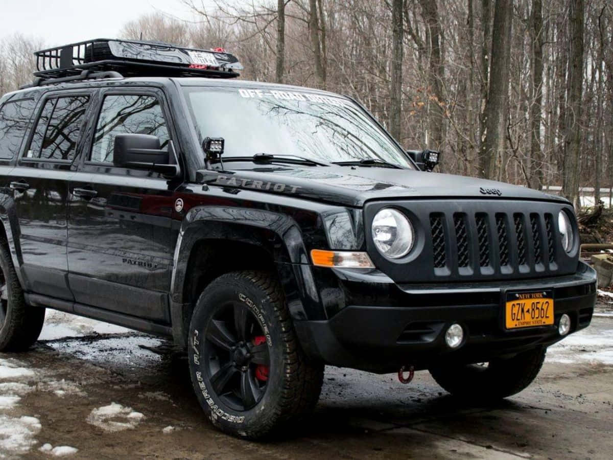 Rugged Adventure With Jeep Patriot Wallpaper