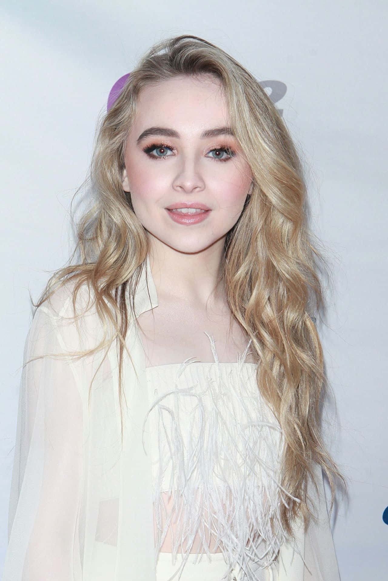 Sabrina Carpenter Event Portrait Wallpaper