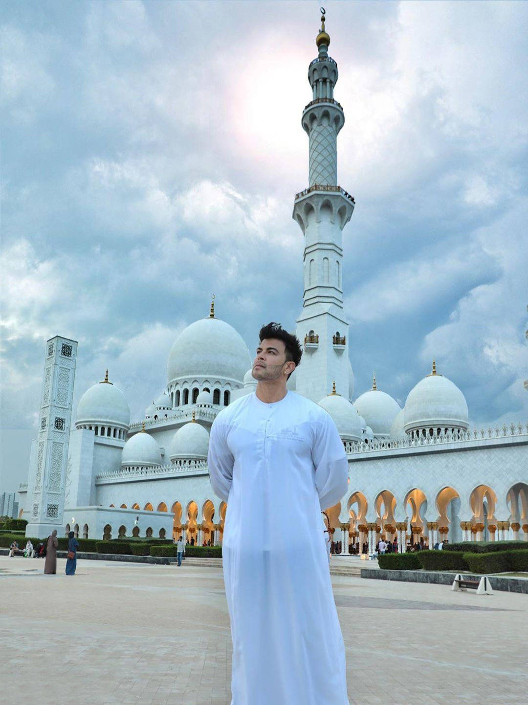 Sahil Khan Sheikh Zayed Grand Mosque Wallpaper