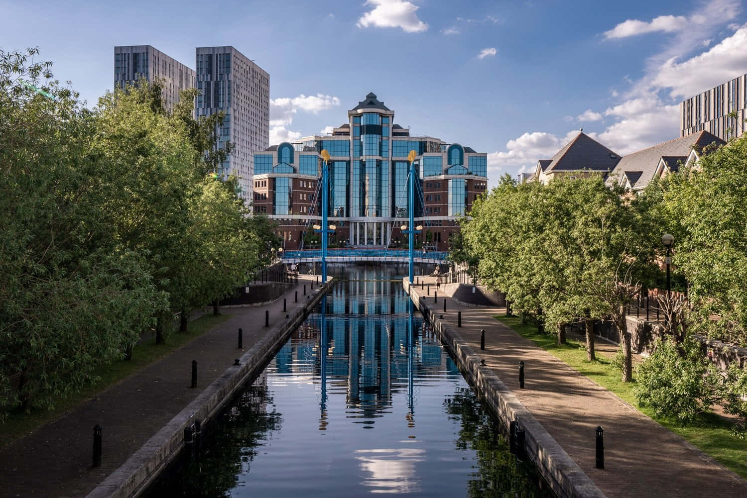 Salford Quays Waterfront Reflections Wallpaper