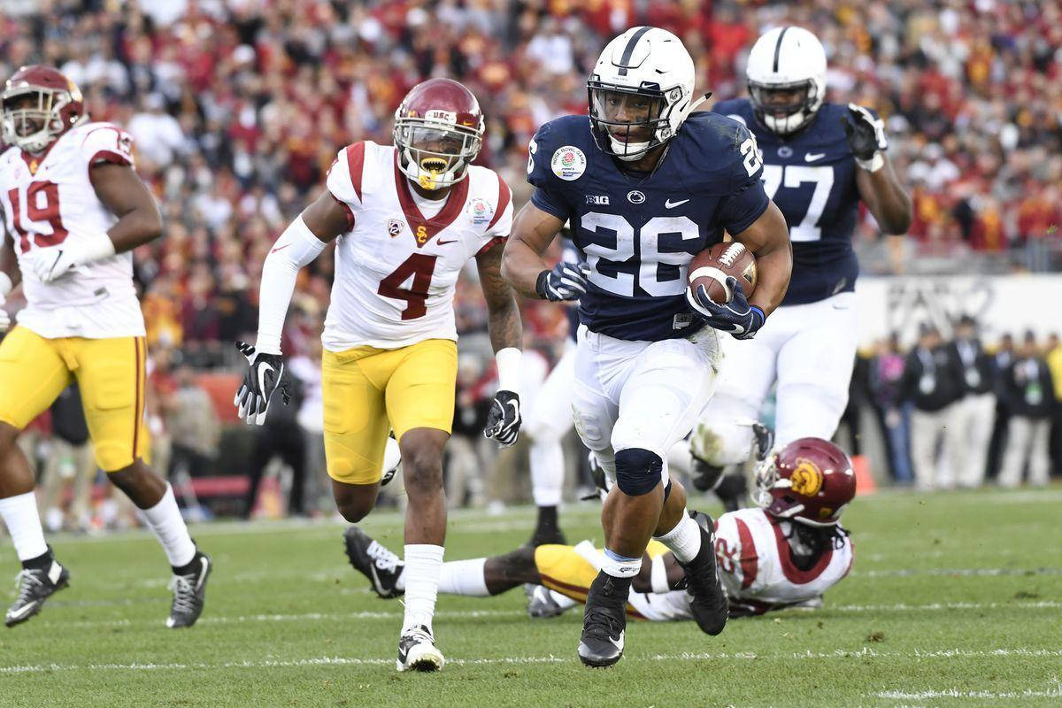 Saquon Barkley Of The New York Giants Shows Off Some Slick Moves During An Nfl Game. Wallpaper