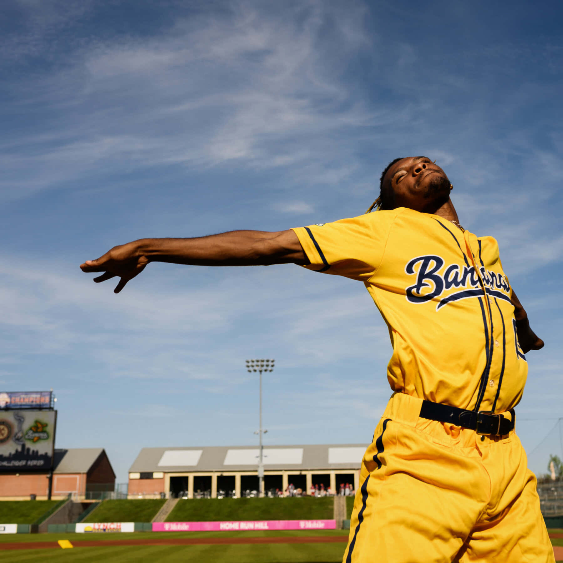 Savannah Bananas Player Pitching Stance Wallpaper