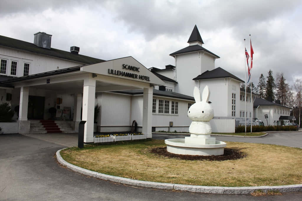 Scandic Lillehammer Hotelwith Miffy Statue Wallpaper