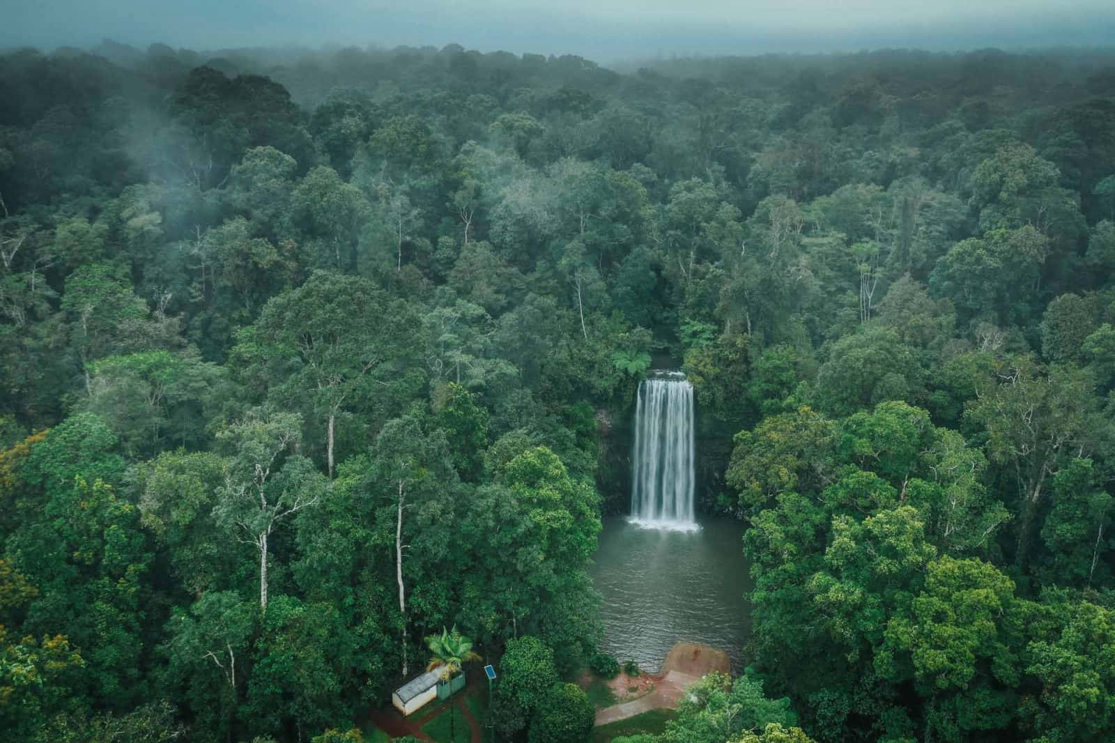 Scenic View Of Tropical Cairns, Australia Wallpaper