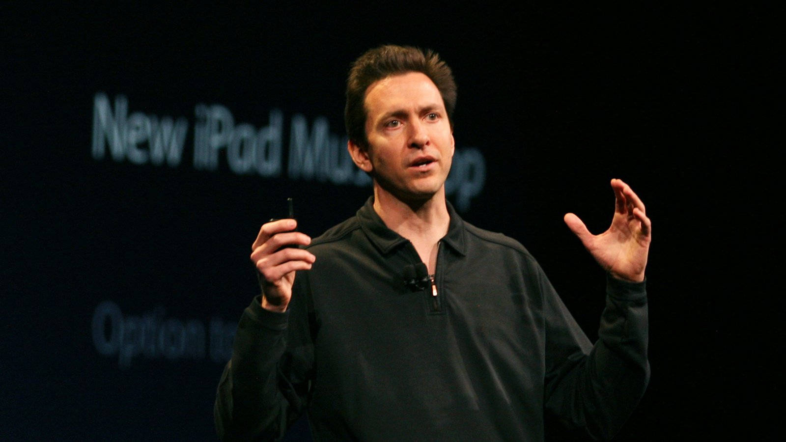 Scott Forstall Presenting A New Mapping Programme Wallpaper