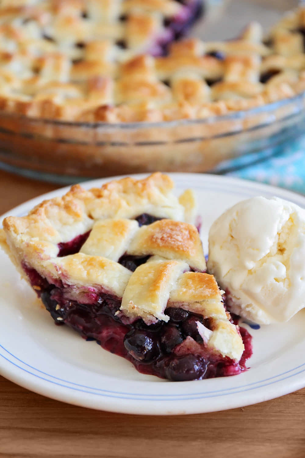 Scrumptious Blueberry Pie Wallpaper