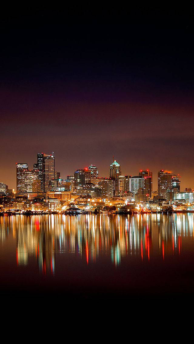 Seattle Iphone Cityscape On Lake Reflection Wallpaper