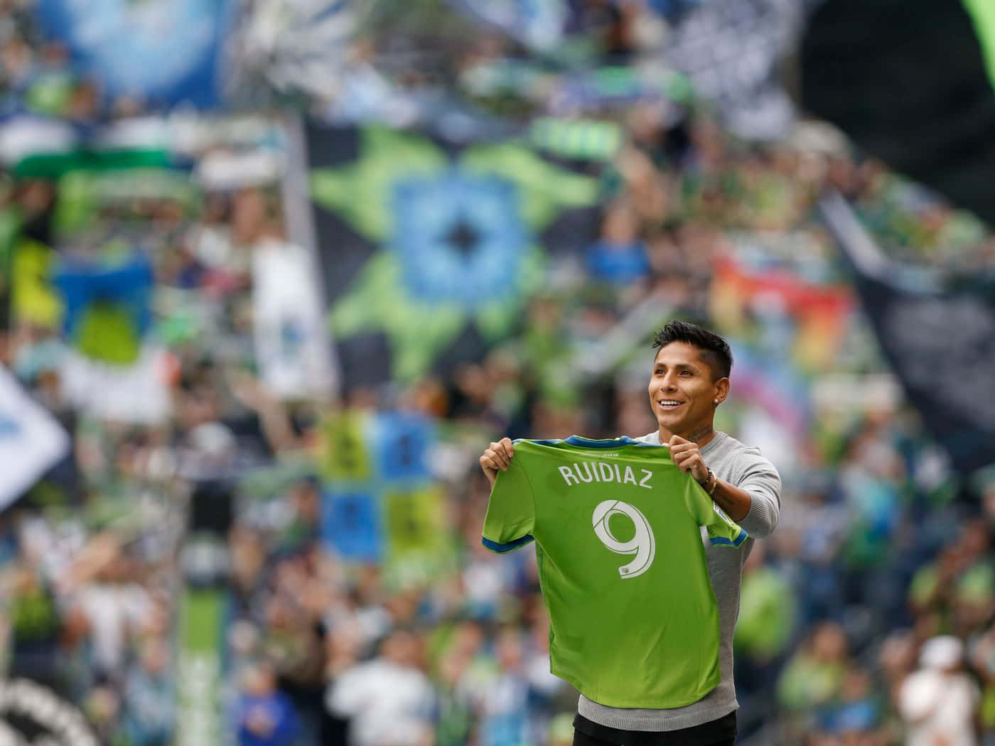 Seattle Sounders Fc No. 9 Raul Ruidiaz Wallpaper