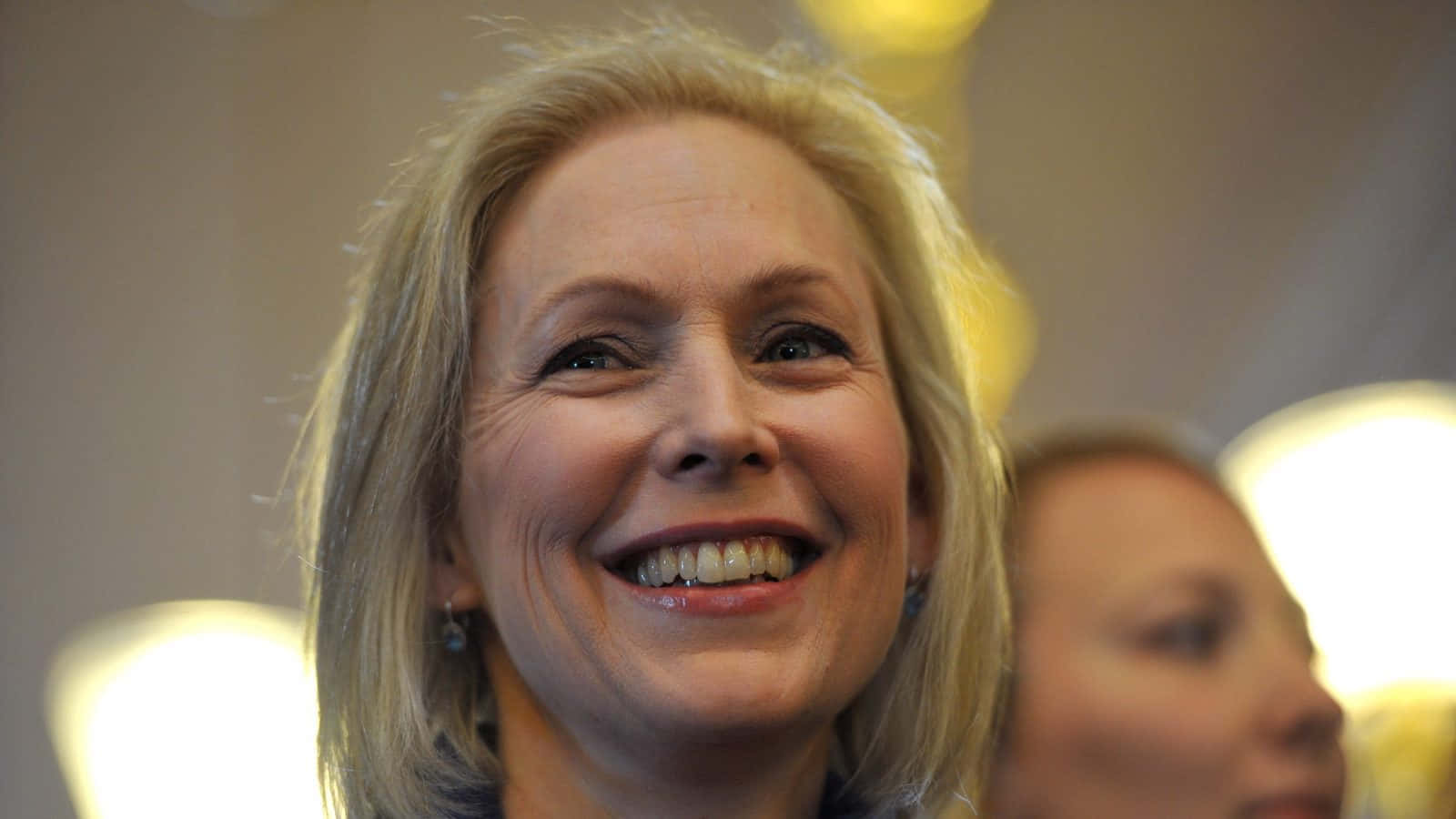 Senator Kirsten Gillibrand Smiling Wallpaper