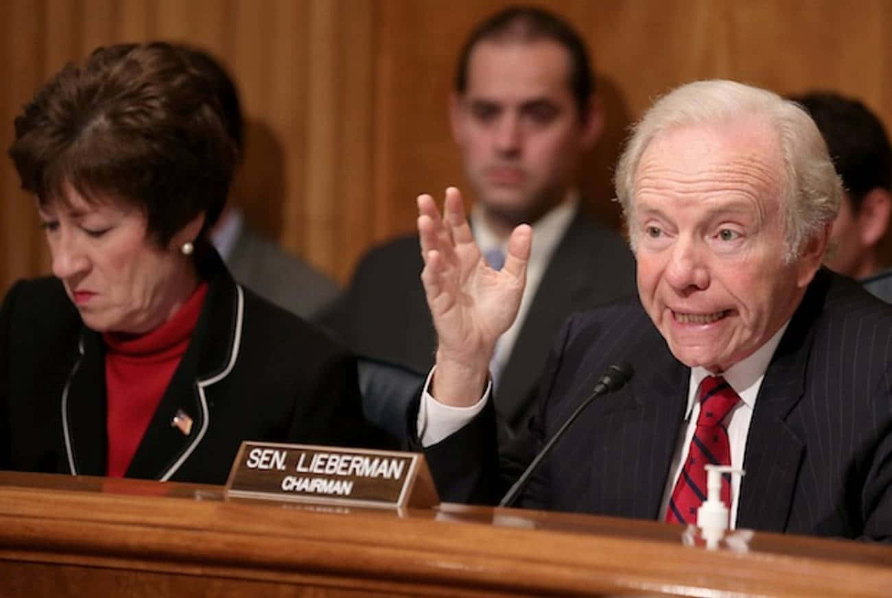 Senator Lieberman Chairing Meeting Wallpaper