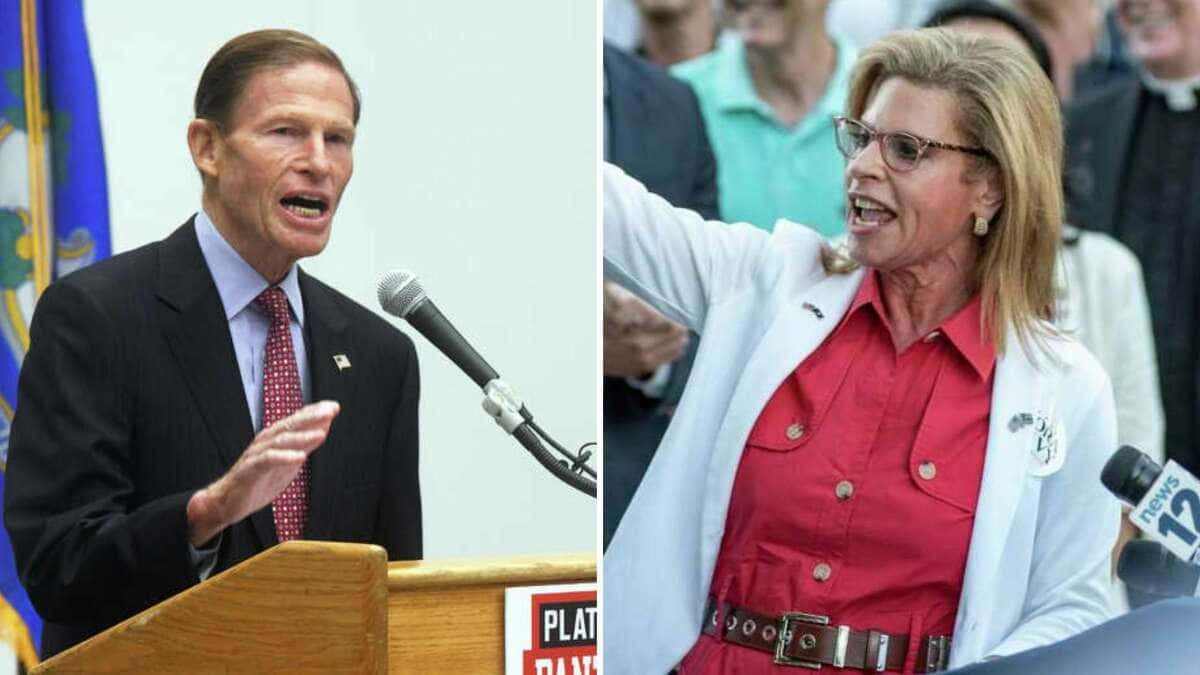 Senator Richard Blumenthal And Leora Levy At A Public Event Wallpaper