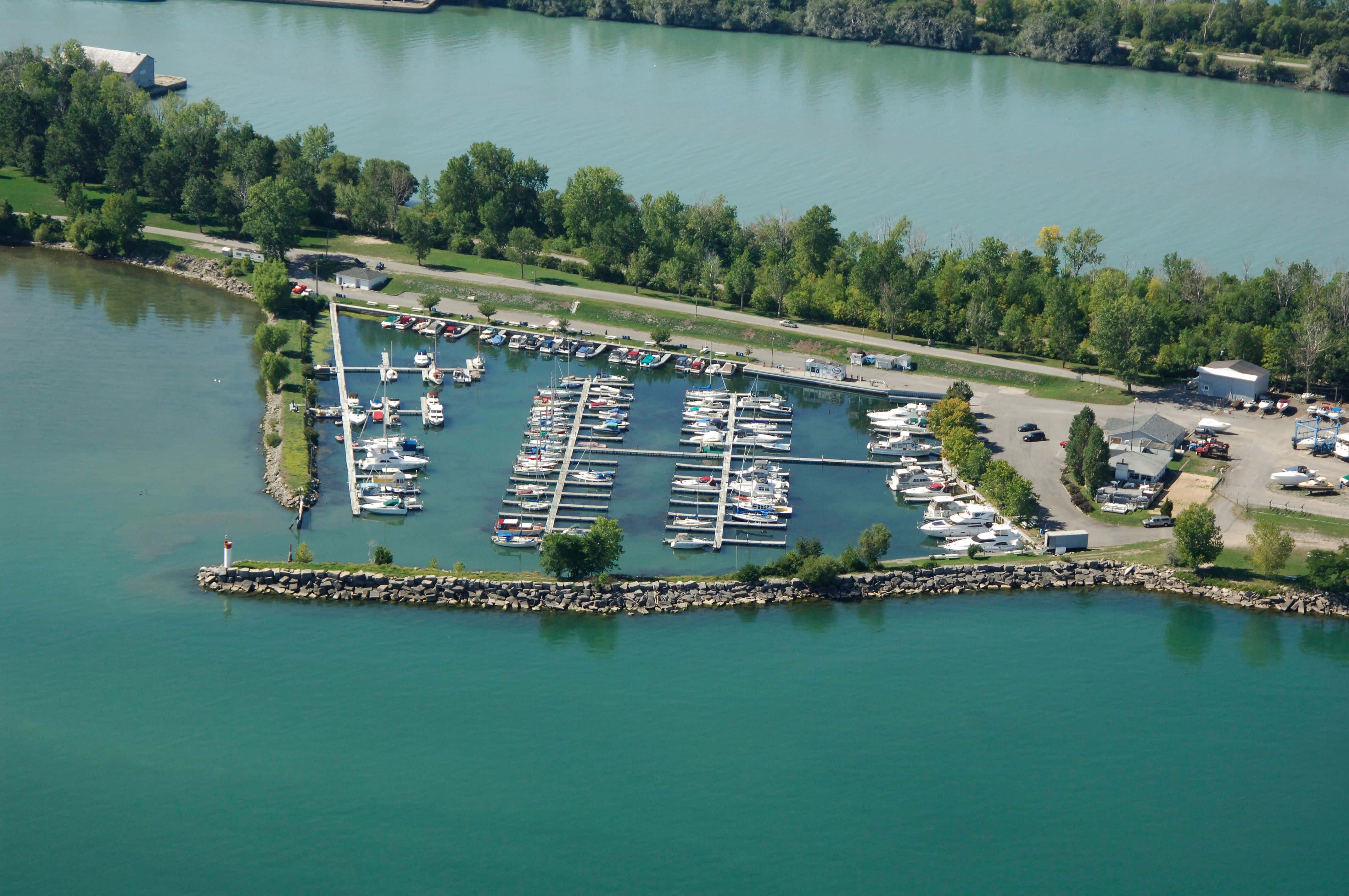 Serene And Sunny Day At Montebello Park, St Catharines Wallpaper