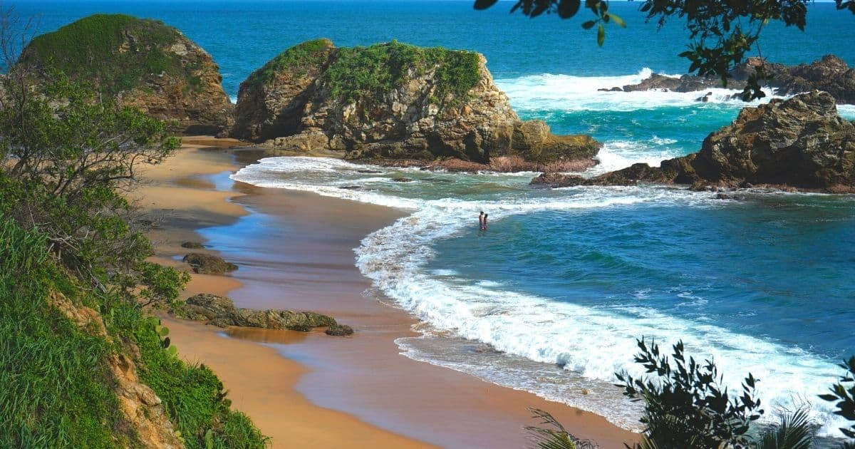 Serene Beach View In Oaxaca, Mexico Wallpaper