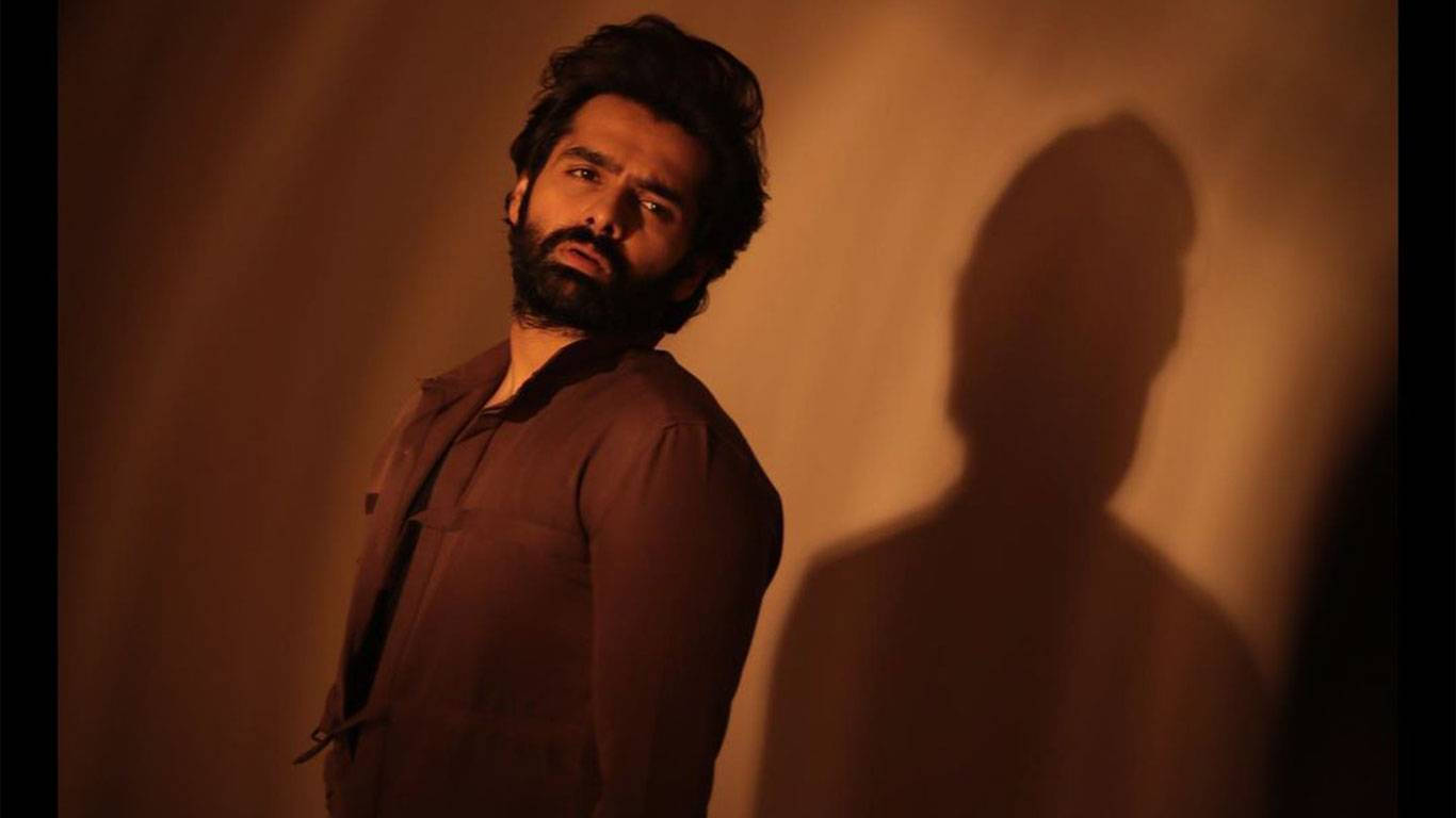 Shadowy Ram Pothineni Wallpaper