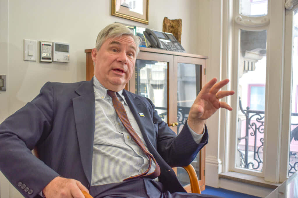 Sheldon Whitehouse Delivering A Speech Wallpaper