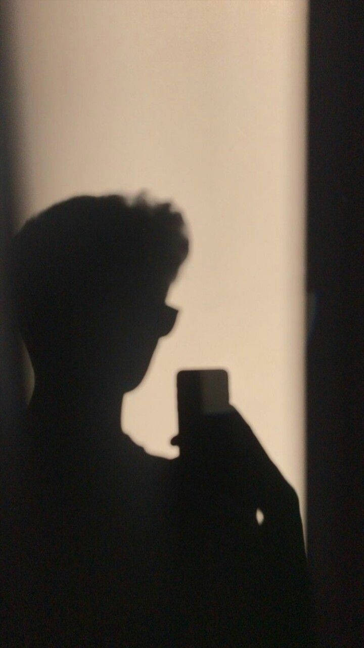 Silhouette Mirror Selfie Pfp Aesthetic Background Wallpaper