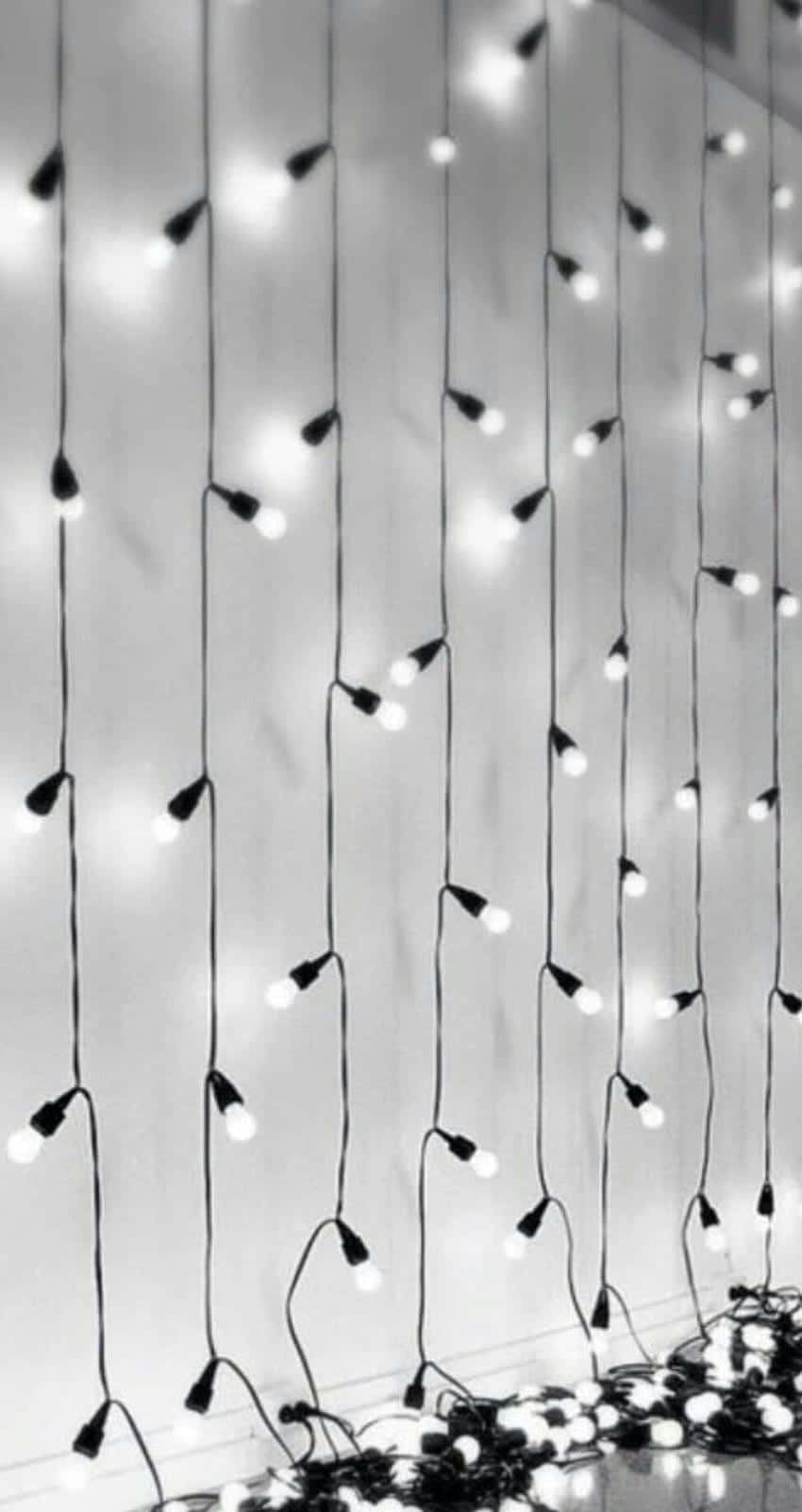 Silver Lights Aesthetic Wall Decor Wallpaper