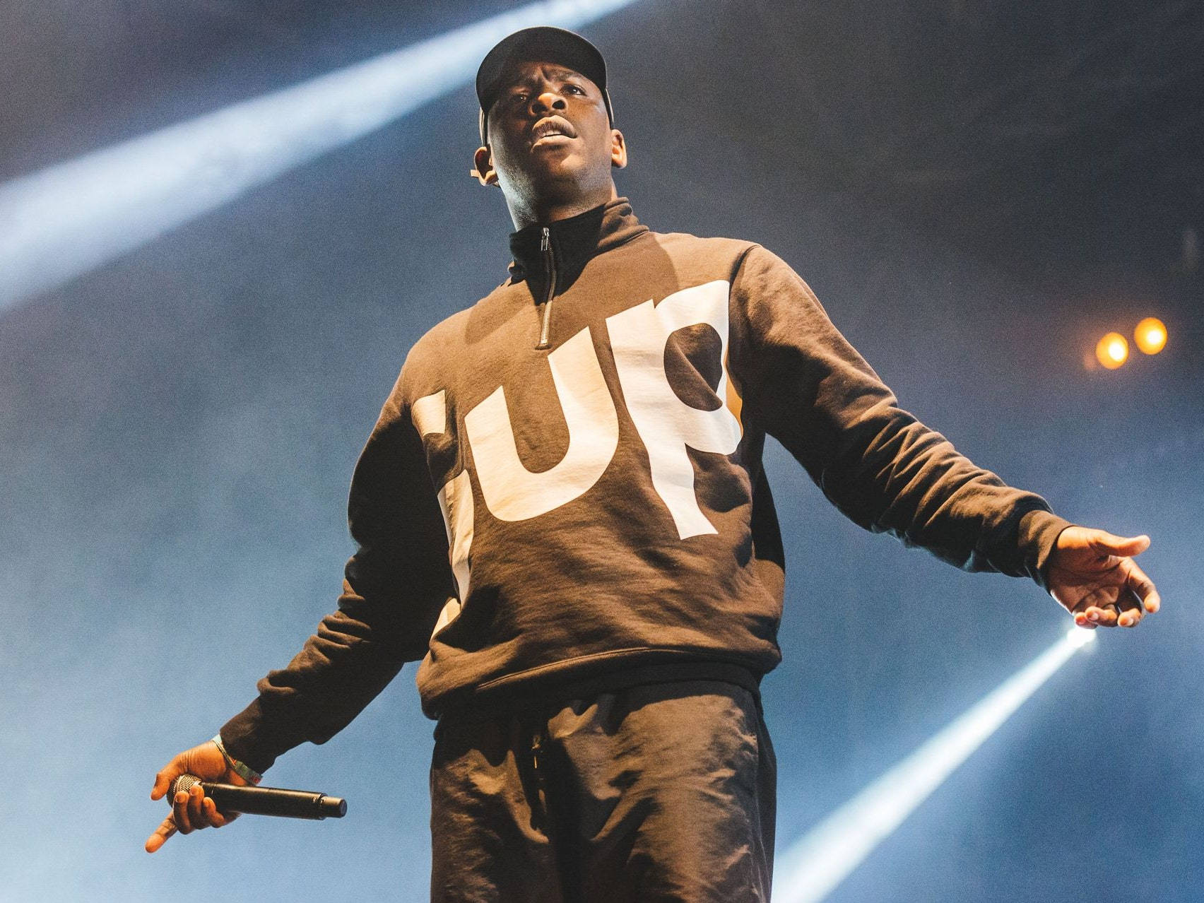 Skepta On Smoky Stage Wallpaper