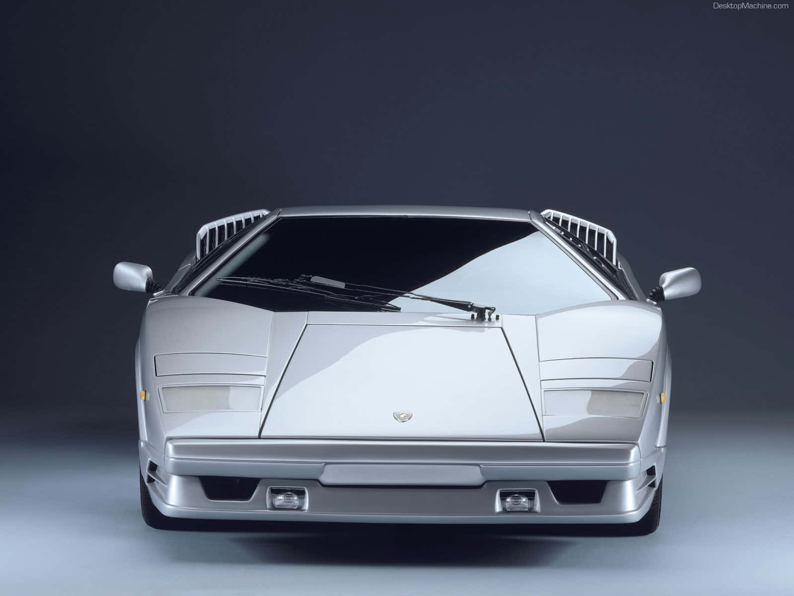 Sleek And Iconic Lamborghini Countach Wallpaper