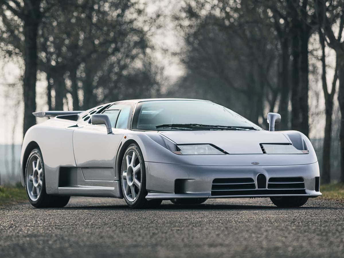 Sleek And Luxurious Bugatti Eb110 In Action Wallpaper