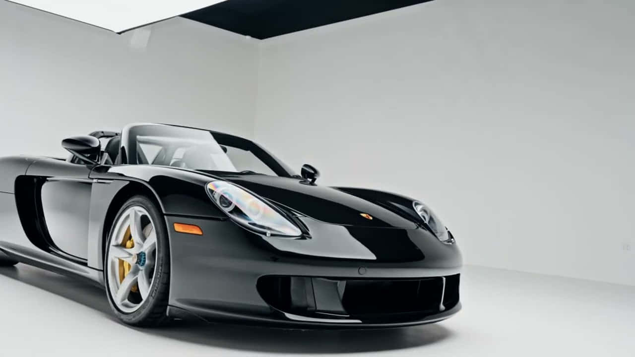 Sleek And Luxurious Porsche Carrera Gt Wallpaper