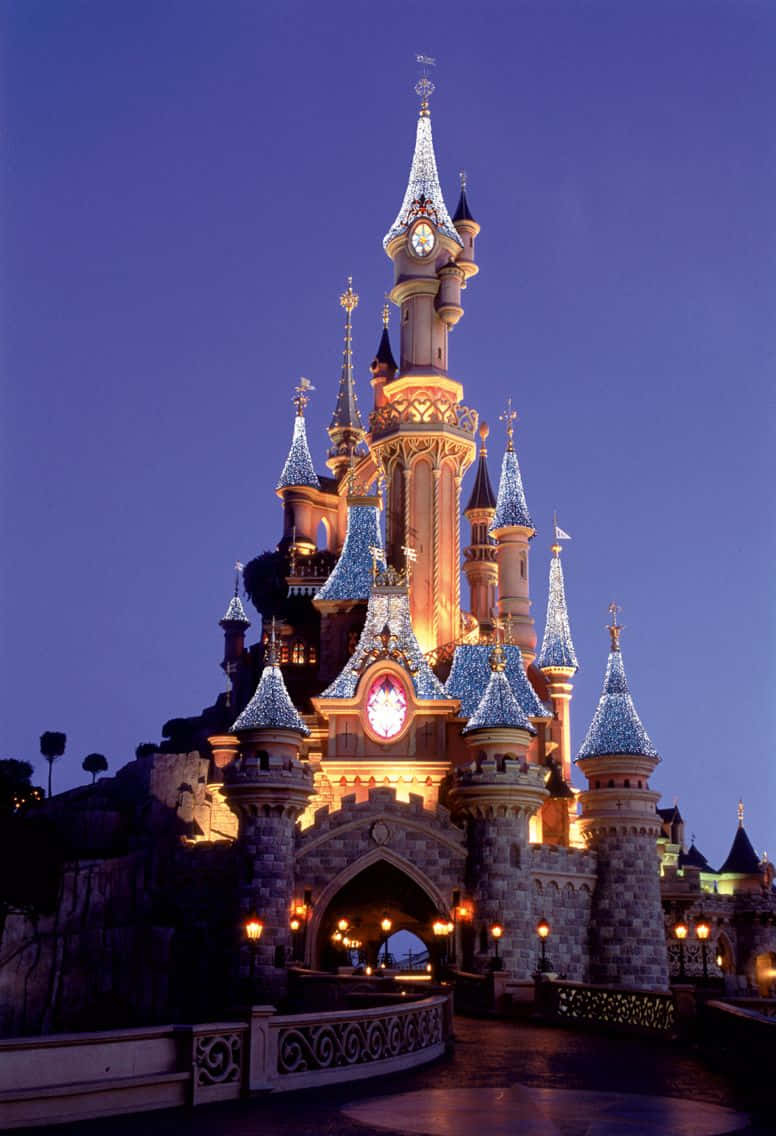 Sleeping Beauty Castle At Disneyland Paris Wallpaper