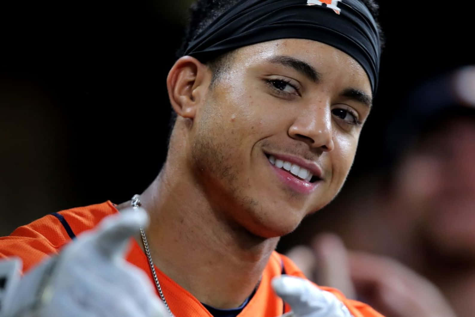 Smiling Baseball Player Jeremy Pena Wallpaper