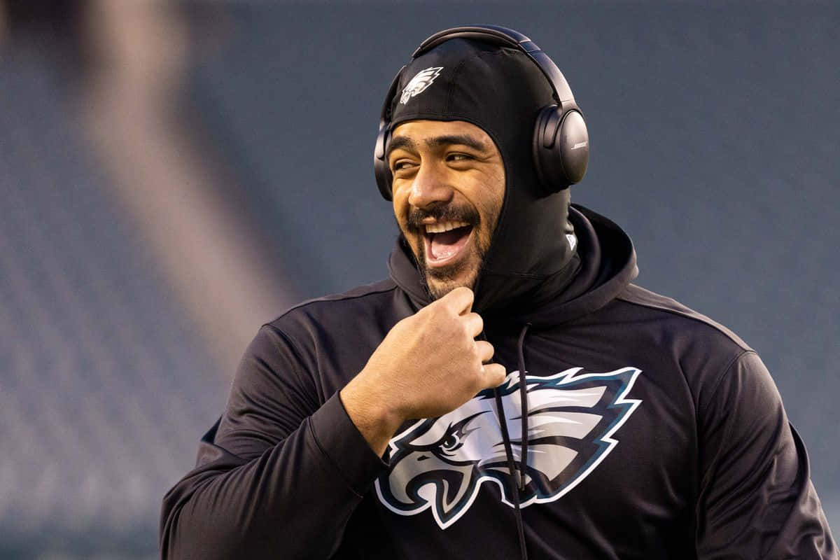 Smiling Football Player Eagles Gear Wallpaper