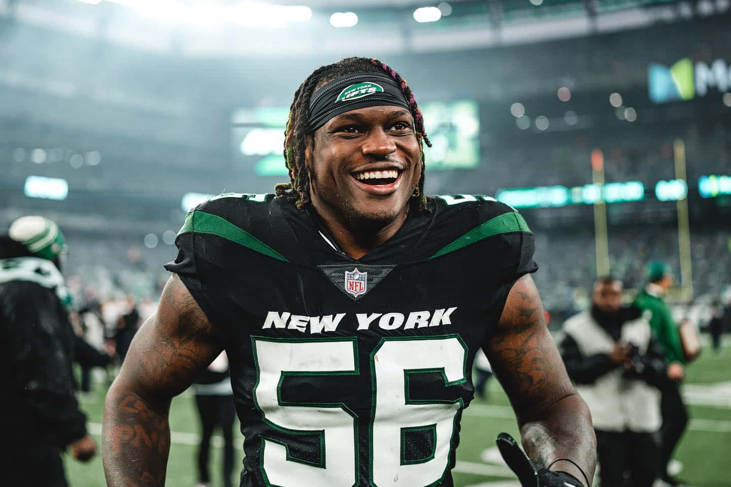 Smiling Football Player New York56 Wallpaper