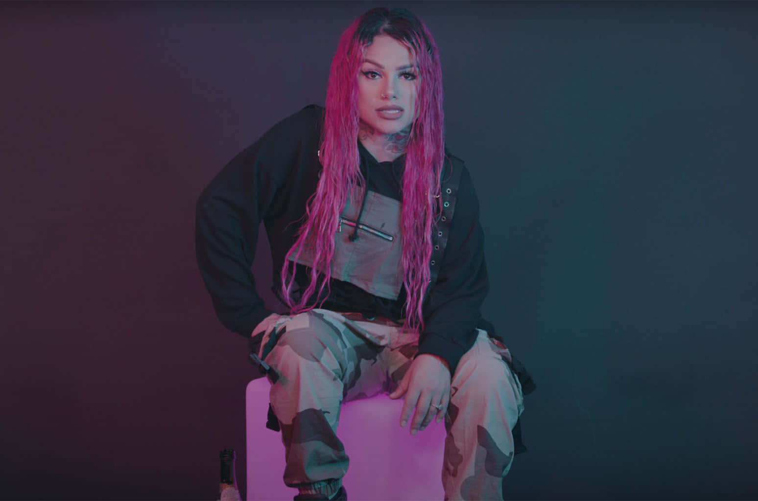 Snow Tha Product Pink Hair Style Wallpaper