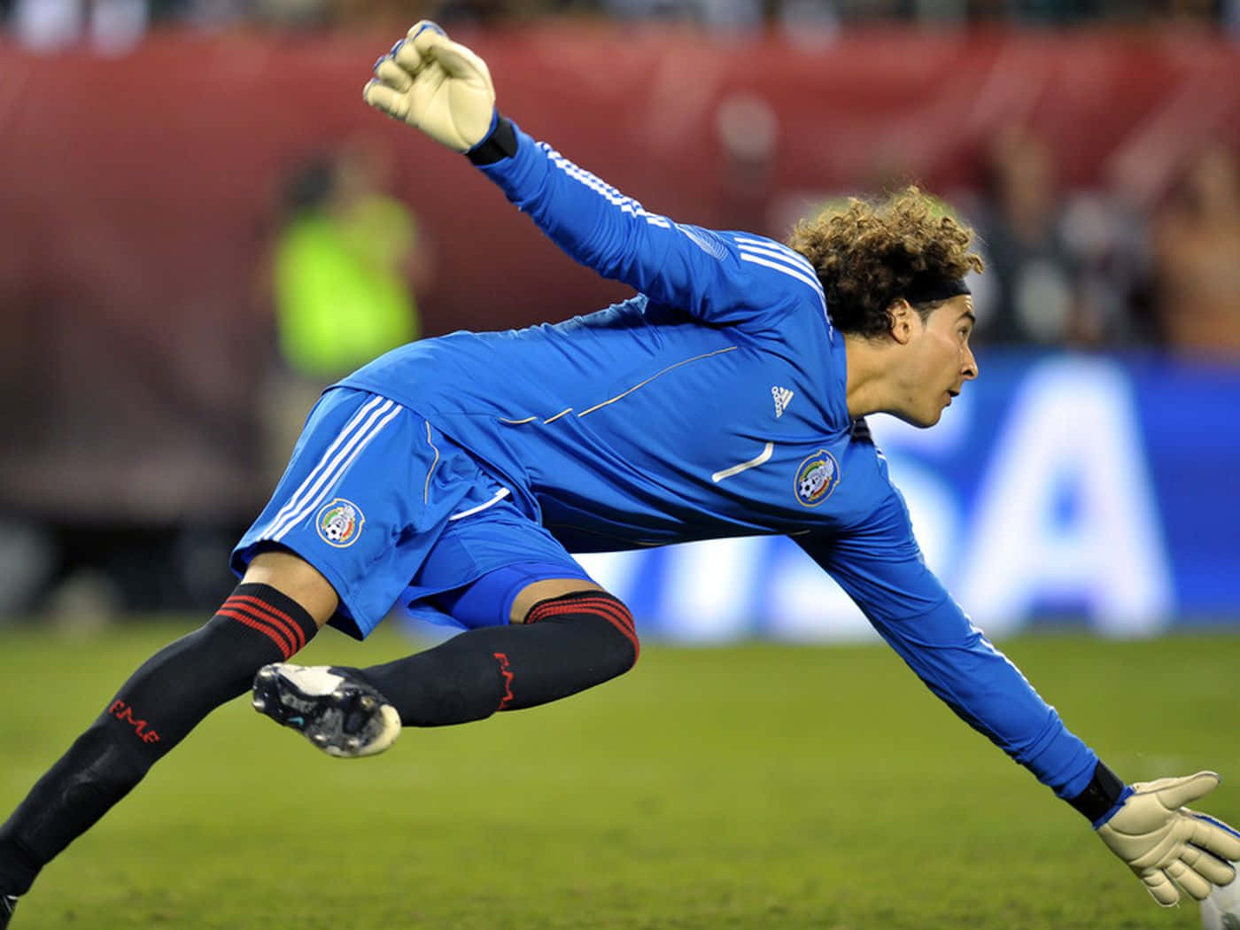 Soccer_ Goalkeeper_ In_ Action.jpg Wallpaper