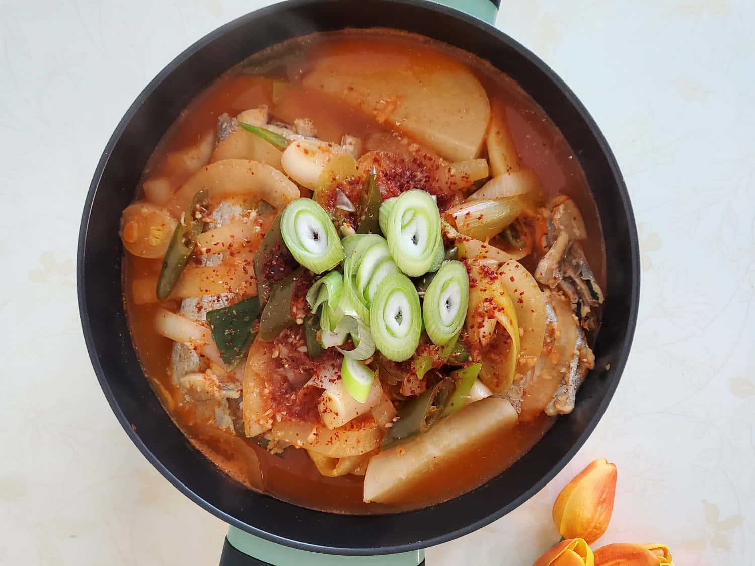 Spicy Korean Cutlassfish Stew Wallpaper