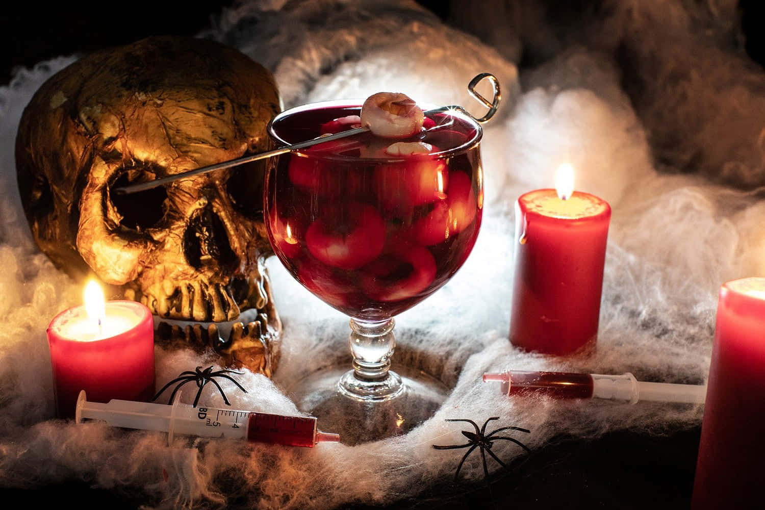 Spookify Your Holiday Celebrations With These Delicious Halloween Cocktails! Wallpaper