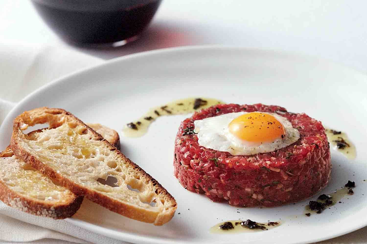 Steak Tartare Piedmontese Wallpaper