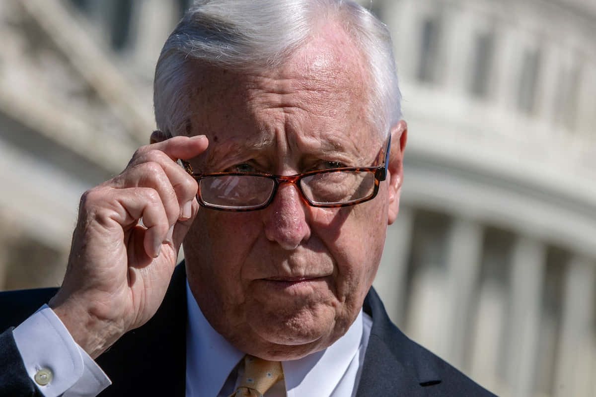 Steny Hoyer Seriously Considering Matters Wallpaper