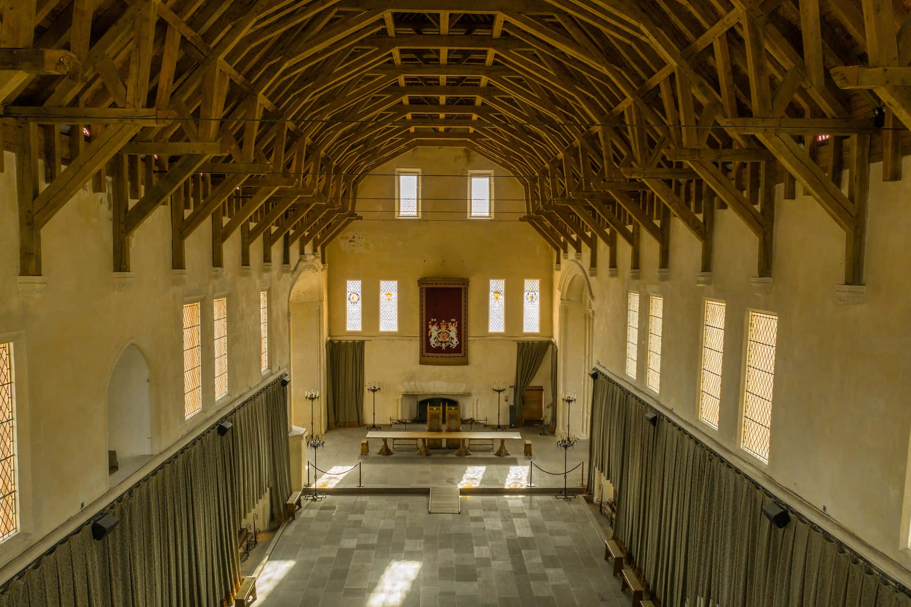 Sterling Castle Hammerbeam Roof Wallpaper